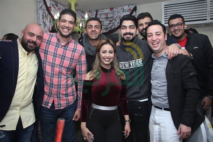 بالصور.. نجوم ستار أكاديمي يحتفلون بعيد ميلاد مينا عطا بالصور.. نجوم ستار أكاديمي يحتفلون بعيد ميلاد مينا عطا