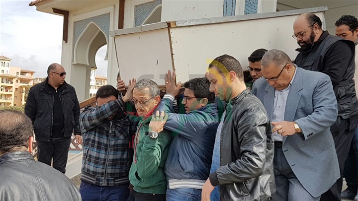 بالصور.. تشييع جنازة والدة الإعلامي محمد علي خير بالصور.. تشييع جنازة والدة الإعلامي محمد علي خير
