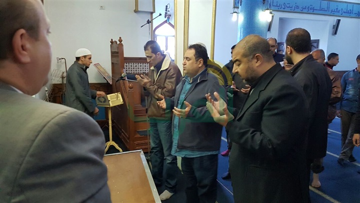 بالصور.. تشييع جنازة والدة الإعلامي محمد علي خير بالصور.. تشييع جنازة والدة الإعلامي محمد علي خير