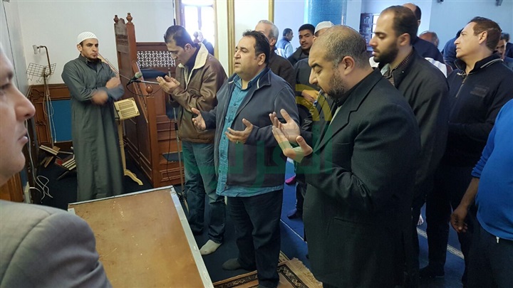بالصور.. تشييع جنازة والدة الإعلامي محمد علي خير بالصور.. تشييع جنازة والدة الإعلامي محمد علي خير