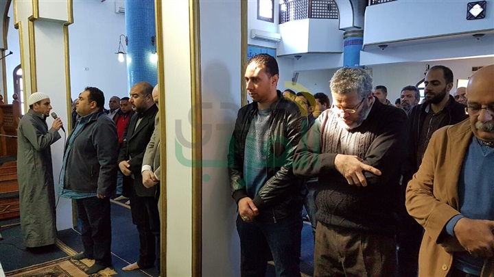 بالصور.. تشييع جنازة والدة الإعلامي محمد علي خير بالصور.. تشييع جنازة والدة الإعلامي محمد علي خير