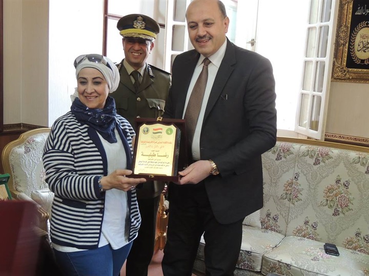 وفد من الاتحاد الدولى للمراة الافريقية يزورمديرية امن الشرقية 
