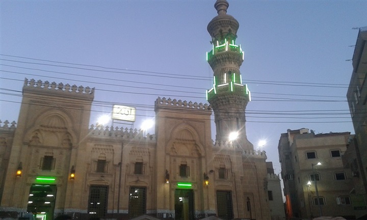 قبر أمير الجيوش الإسلامية الصحابي الشهيد: سيدنا شبل أبن عم رسول الله صلى الله عليه وآله وسلم ، والسبع بنات أخواته ، وقبور الصحابة الأربعين شهيد بمسجده بمحافظة المنوفية - مصر .. قبر أمير الجيوش الإسلامية الصحابي الشهيد: سيدنا شبل أبن عم رسول الله صلى الله عليه وآله وسلم ، والسبع بنات أخواته ، وقبور الصحابة الأربعين شهيد بمسجده بمحافظة المنوفية - مصر ..