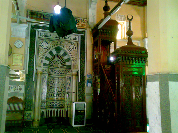 قبر أمير الجيوش الإسلامية الصحابي الشهيد: سيدنا شبل أبن عم رسول الله صلى الله عليه وآله وسلم ، والسبع بنات أخواته ، وقبور الصحابة الأربعين شهيد بمسجده بمحافظة المنوفية - مصر .. قبر أمير الجيوش الإسلامية الصحابي الشهيد: سيدنا شبل أبن عم رسول الله صلى الله عليه وآله وسلم ، والسبع بنات أخواته ، وقبور الصحابة الأربعين شهيد بمسجده بمحافظة المنوفية - مصر ..