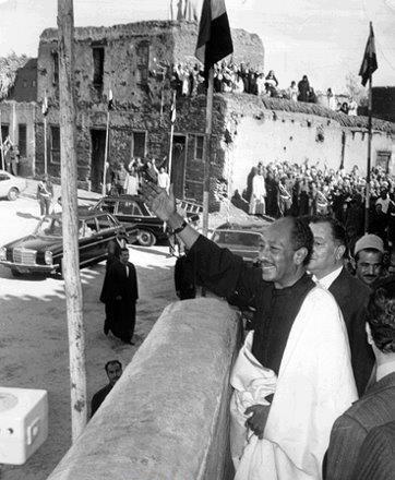 قبر أمير الجيوش الإسلامية الصحابي الشهيد: سيدنا شبل أبن عم رسول الله صلى الله عليه وآله وسلم ، والسبع بنات أخواته ، وقبور الصحابة الأربعين شهيد بمسجده بمحافظة المنوفية - مصر .. قبر أمير الجيوش الإسلامية الصحابي الشهيد: سيدنا شبل أبن عم رسول الله صلى الله عليه وآله وسلم ، والسبع بنات أخواته ، وقبور الصحابة الأربعين شهيد بمسجده بمحافظة المنوفية - مصر ..