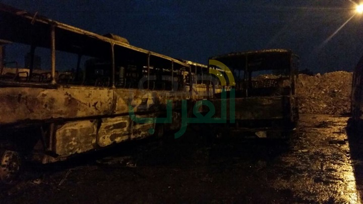 بالصور.. إخماد حريق نشب بجراج سيارات بشبرا الخيمة