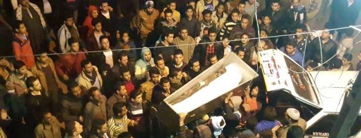 بالصور.. تشييع جثمان الطفل بائع الفاكهة الذى قتله مجهول بالقليوبية