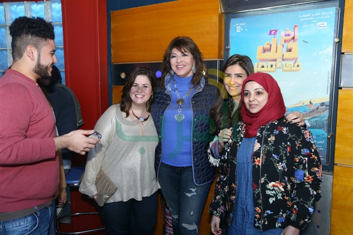 بالصور.. بطلات "آخر ديك فى مصر" يشاهدن الفليم بنايل سيتي بالصور.. بطلات "آخر ديك فى مصر" يشاهدن الفليم بنايل سيتي
