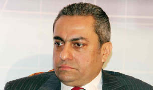 بدعم السيسى: استمرار الحرب للجنة استرداد الأراضى ضد مغتصبى حق الشعب وأملاك الدولة بدعم السيسى: استمرار الحرب للجنة استرداد الأراضى ضد مغتصبى حق الشعب وأملاك الدولة