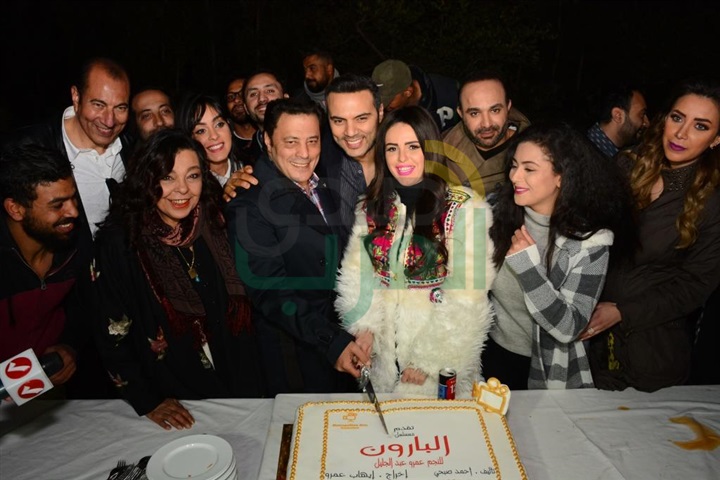 بالصور .. عمرو عبد الجليل يحتفل ببدء تصوير "البارون " بالصور .. عمرو عبد الجليل يحتفل ببدء تصوير "البارون "