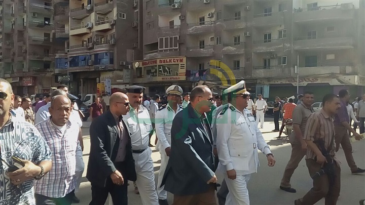 بالصور| لتحقيق الانضباط.. مدير أمن الجيزة يقود حملة لإزالة التعديات والاشغالات بالصور| لتحقيق الانضباط.. مدير أمن الجيزة يقود حملة لإزالة التعديات والاشغالات