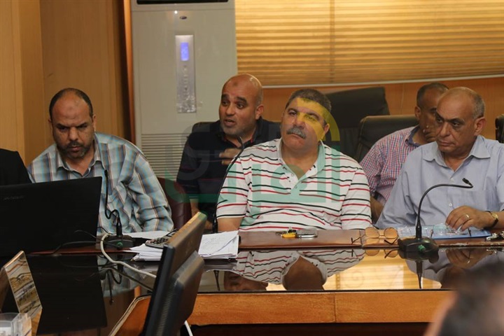 بالصور.. محافظ كفر الشيخ يتابع تنفيذ مشروعات الخطة الاستثمارية