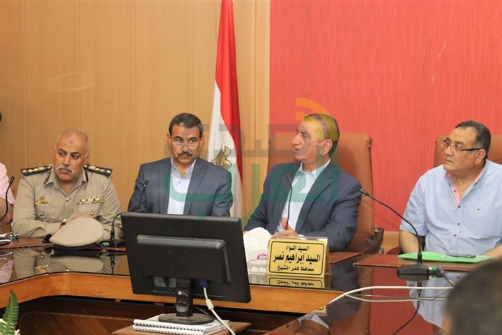 بالصور.. محافظ كفر الشيخ يتابع تنفيذ مشروعات الخطة الاستثمارية