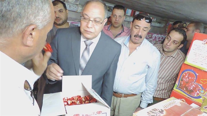 بالصور..أمن كفر الشيح يداهم مصانع الموت الغير مرخصة 