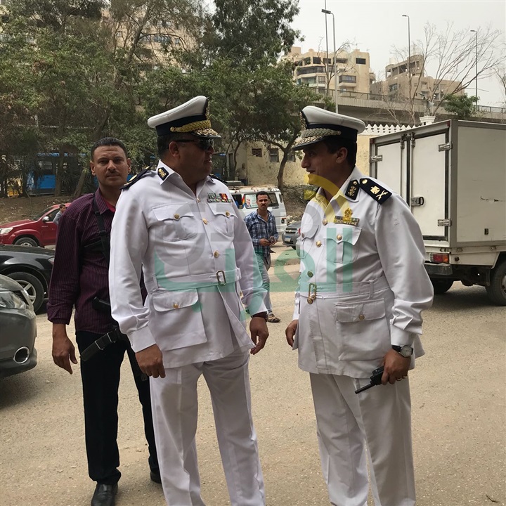 بالصور.. ضبط 64 متهما و61 قضية مخدرات و6800 مخالفة مرورية بالجيزة