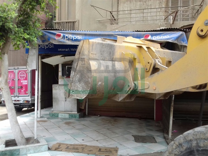 بالصور.. ضبط 64 متهما و61 قضية مخدرات و6800 مخالفة مرورية بالجيزة