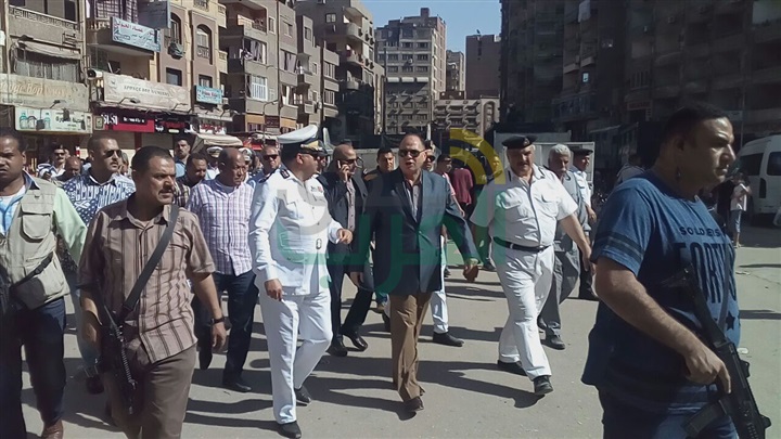 بالصور.. ضبط 64 متهما و61 قضية مخدرات و6800 مخالفة مرورية بالجيزة