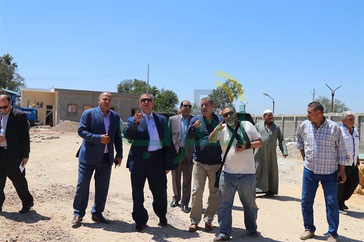 بالصور.. محافظ كفر الشيخ يتابع موقع إنشاء محطة الخلط الإسفلتية الجديدة