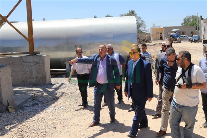 بالصور.. محافظ كفر الشيخ يتابع موقع إنشاء محطة الخلط الإسفلتية الجديدة