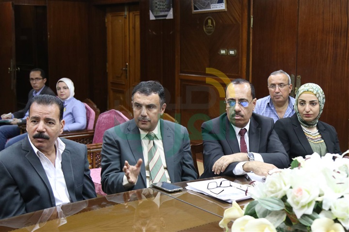 بالصور.. محافظ كفر الشيخ يوقع بروتوكول تعاون مشترك مع وزارة التموين وهيئة "كير" العالمية لتمويل المشروعات