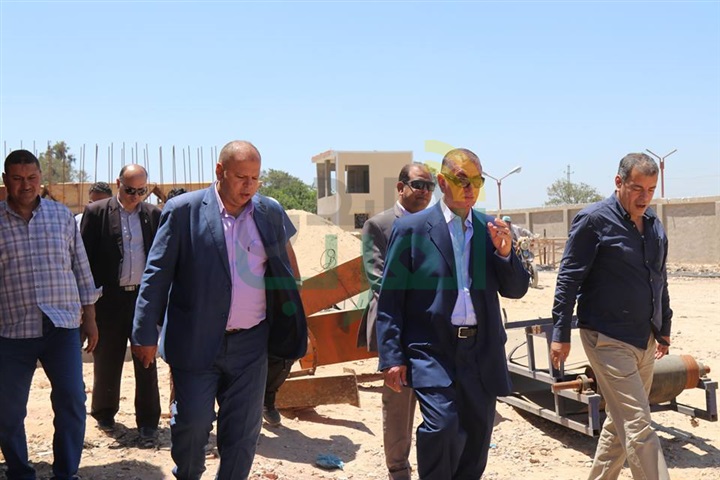 بالصور.. محافظ كفر الشيخ يتابع موقع إنشاء محطة الخلط الإسفلتية الجديدة