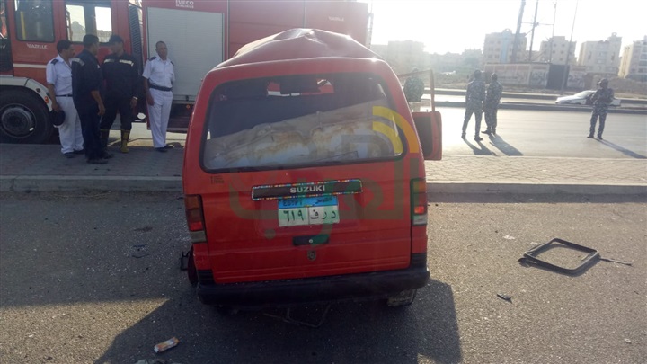 دماء على الأوتوستراد.. مصرع 3 أشخاص وإصابة 4 فى تصادم "تريلا" بسيارتين