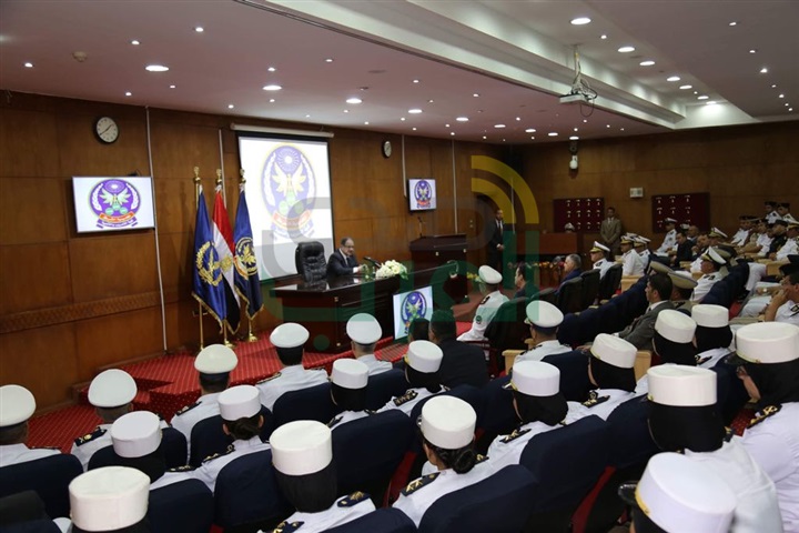 بالصور.. وزير الداخلية: ضرورة تطبيق معايير الأمن بالمفهوم الشامل والاهتمام ‏بالإعداد الجيد للعنصر البشرى لمواجهة التحديات