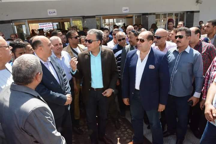 محافظ سوهاج ووزير النقل يفتتحان محطة سكك حديد المنشاه بعد تطويرها بتكلفة 6مليون جنيه