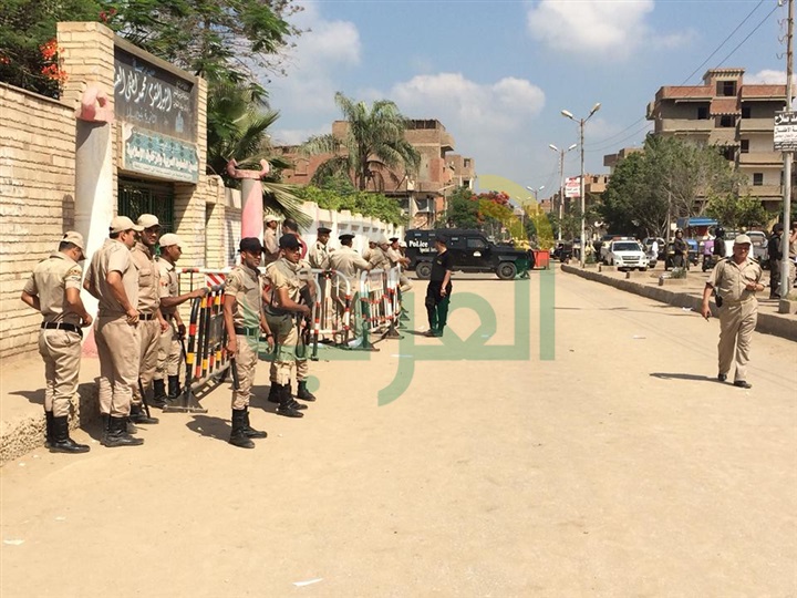 بالصور.. إجراءات أمنية مشددة حول محيط لجان الثانوية العامة بكفر الشيخ