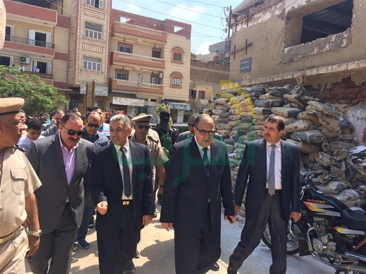بالصور.. مساعد وزير الداخلية ومدير أمن كفر الشيخ يتفقدان لجان الثانوية العامة 