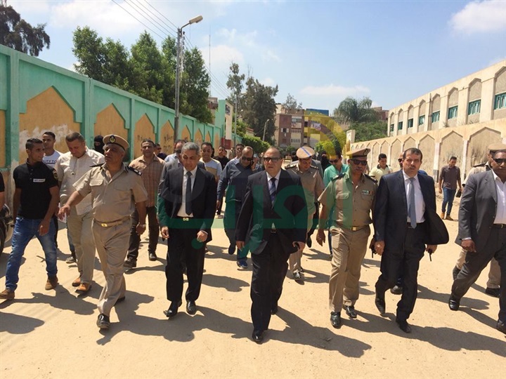 بالصور.. مساعد وزير الداخلية ومدير أمن كفر الشيخ يتفقدان لجان الثانوية العامة 