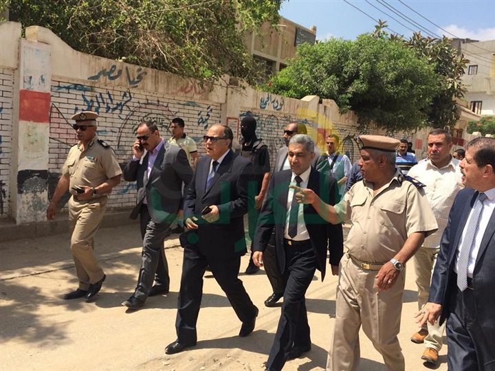 بالصور.. مساعد وزير الداخلية ومدير أمن كفر الشيخ يتفقدان لجان الثانوية العامة 