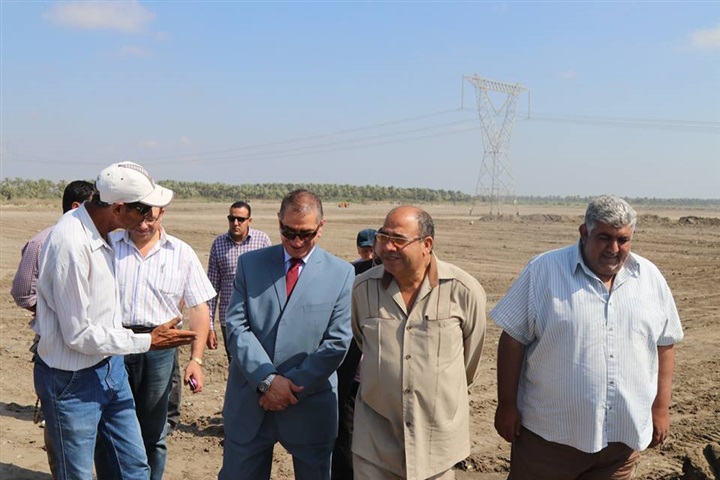 بالصور.. محافظ كفر الشيخ والسفير الأسترالى يضعان حجر الأساس لمشروع الرمال السوداء الأربعاء القادم