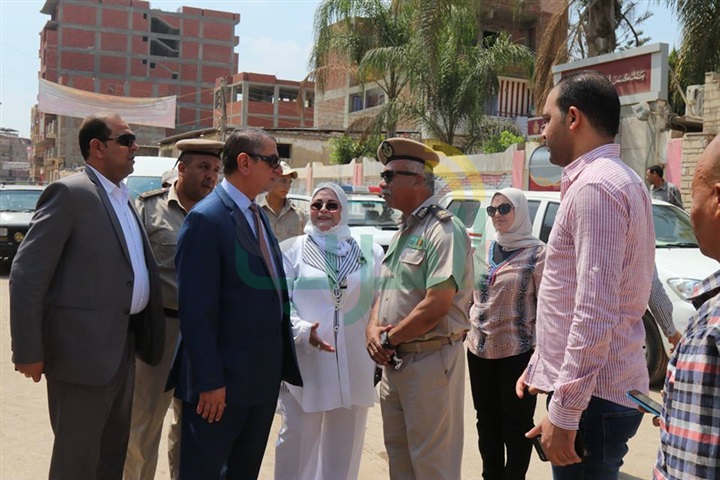 بالفيديو والصور.. محافظ كفر الشيخ يتفقد لجان الثانوية العامة في بيلا بالفيديو والصور.. محافظ كفر الشيخ يتفقد لجان الثانوية العامة في بيلا