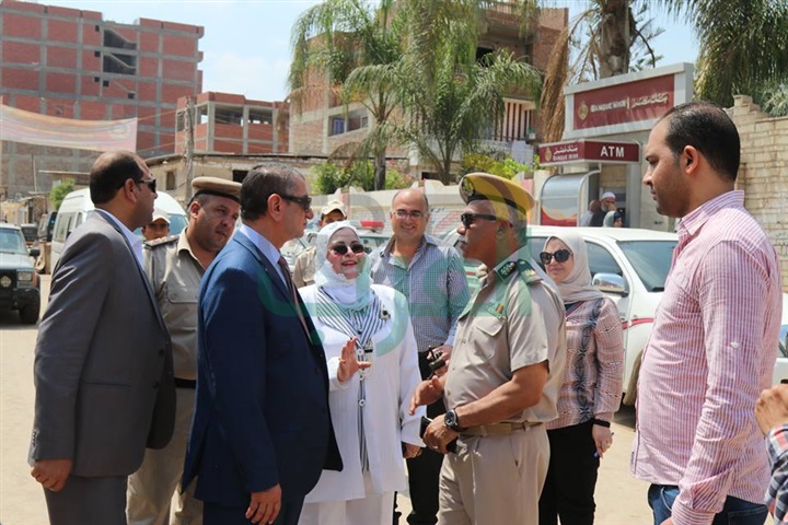 بالفيديو والصور.. محافظ كفر الشيخ يتفقد لجان الثانوية العامة في بيلا بالفيديو والصور.. محافظ كفر الشيخ يتفقد لجان الثانوية العامة في بيلا