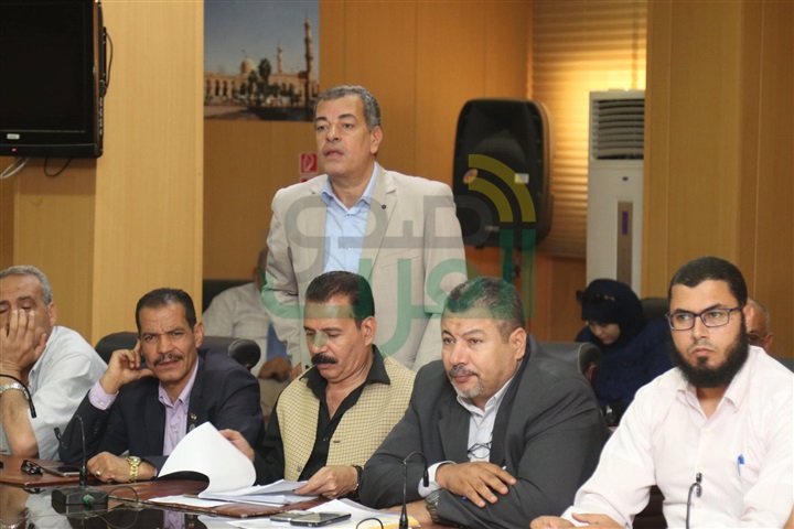 بالصور.. محافظ كفر الشيخ: 100ألف جنيه غرامة للمعتدين على الأراضي الزراعية