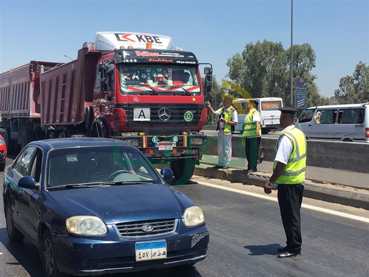 مدير المرور يواصل قيادة حملات التوعية لوقف نزيف الأسفلت على الطرق السريعة