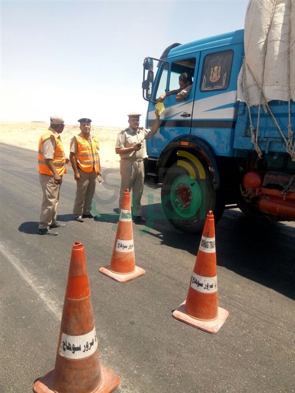 مدير المرور يواصل قيادة حملات التوعية لوقف نزيف الأسفلت على الطرق السريعة
