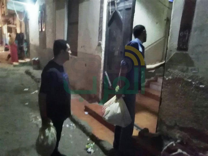 "حارتنا المصرية" توزع 500 شنطة رمضانية للأسر الأشد احتياجاً بريف المنتزه 