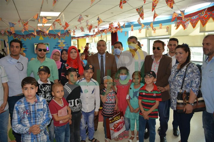 بالصور..زيارة جروب"من أجل شبرا"لمستشفى 57357