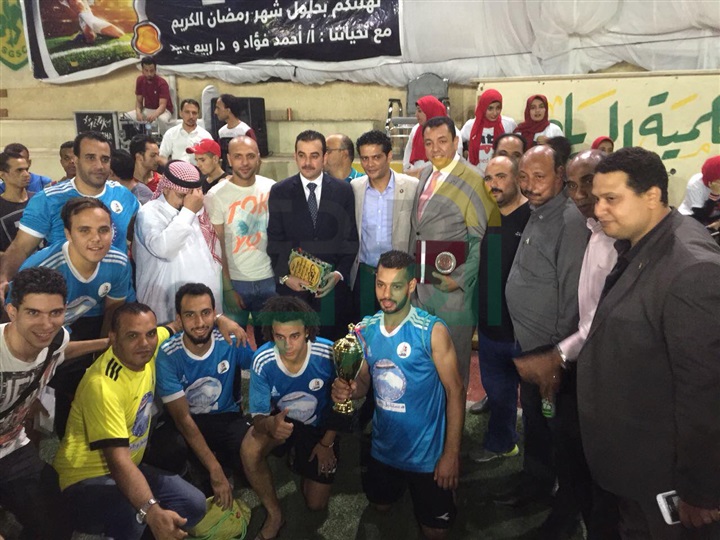 "مستقبل وطن" يحتفل بختام الدورة الرمضانية بالقاهرة بحضور أهالى حلوان والمعصرة "مستقبل وطن" يحتفل بختام الدورة الرمضانية بالقاهرة بحضور أهالى حلوان والمعصرة