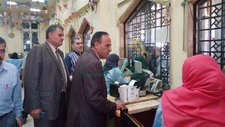 جولة مفاجأة لرئيس هيئة السكة الحديد بمحطة القاهرة 