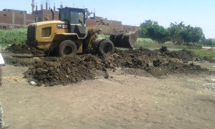 إزالة 16 حالة تعدى على الأراضى الزراعية بالشرقية 