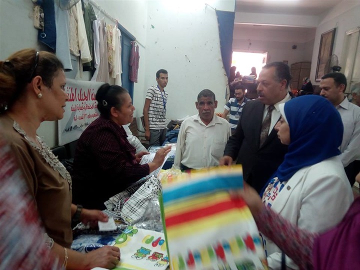 بالصور.. افتتاح معرض الأسر المنتجة برفقة نبيل الطيبي وفاطمة الخياط وكيل وزارة التضامن