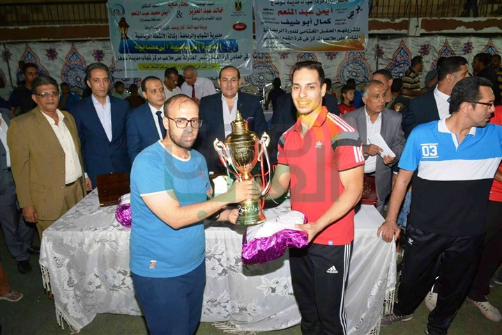 محافظ سوهاج يشهد فعاليات ختام الدورة الرياضية الرمضانية لكرة القدم
