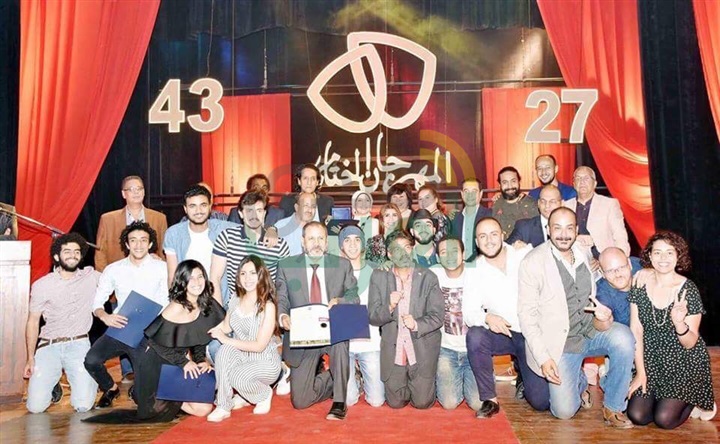وزيرة الثقافة تكرم مبدعي وشباب مسارح الأقاليم وزيرة الثقافة تكرم مبدعي وشباب مسارح الأقاليم