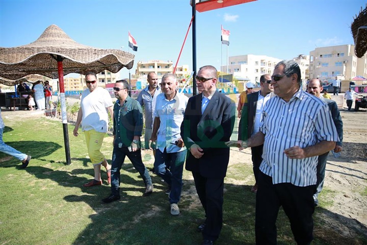 محافظ كفر الشيخ يطمئن على مستوى الخدمات بمصيف بلطيم...بالفيديو والصور