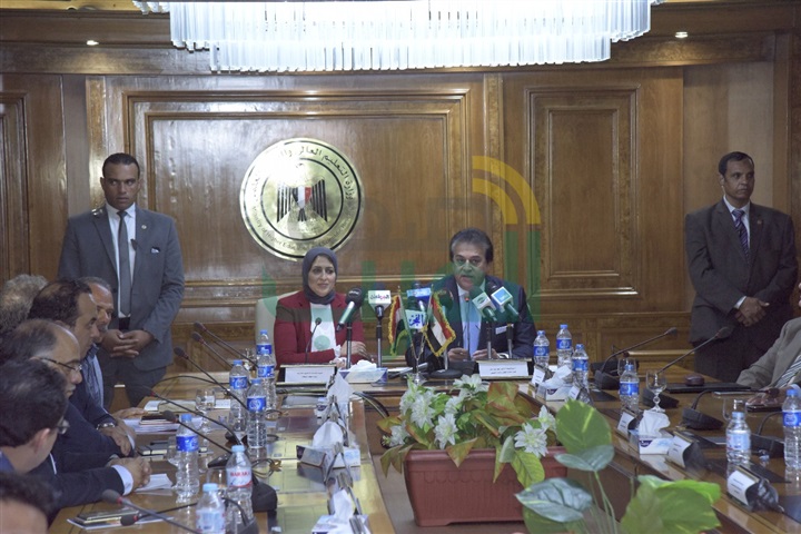 وزيرة الصحة: ربط أسرة الرعايات والحضانات التابعة للجامعة والصحة بمنظومة مميكنة واحدة تسهيلاً على المرضى وزيرة الصحة: ربط أسرة الرعايات والحضانات التابعة للجامعة والصحة بمنظومة مميكنة واحدة تسهيلاً على المرضى