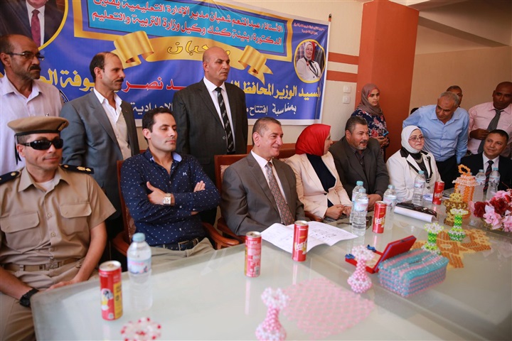 بالصور.. محافظ كفر الشيخ يفتتح مدرسة كفر المرازقة الإعدادية بتكلفة 6 مليون جنيه