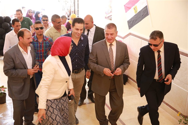 بالصور.. محافظ كفر الشيخ يفتتح الوحدة المحلية بكفر المرازقة بقلين 